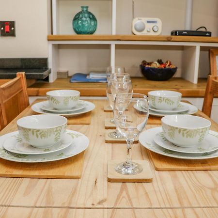 Apartment 6 วิทบี ภายนอก รูปภาพ
